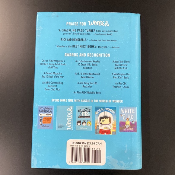 Wonder by R.J. Palacio - Hardcover Novel - Picture 2 of 15